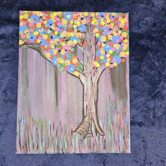 Size 11 in men's pumas like new worn only a few times 30$. Jewelry box like new. - Picture 12 of 15